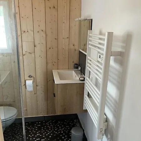 Maison Bois Dans La Forêt De Carcans-plage Hébergement de vacances Carcans