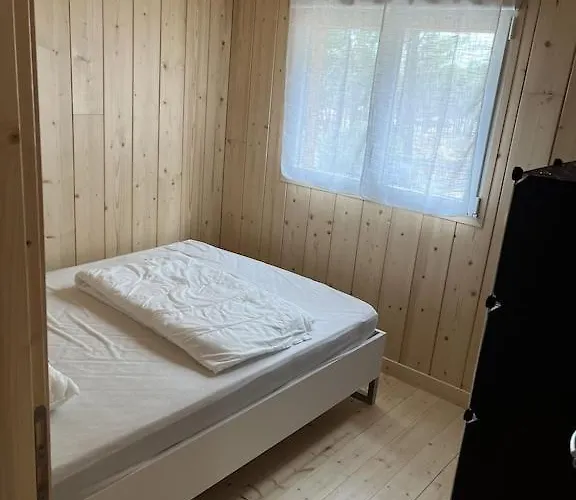 Maison Bois Dans La Foret De Carcans-plage 度假居 *